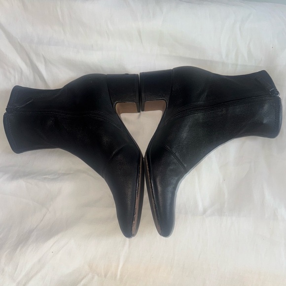 BIRDIES THE STARLING 50
BOOTIE Elegant Black Ankle Boots size 9 - Picture 8 of 16